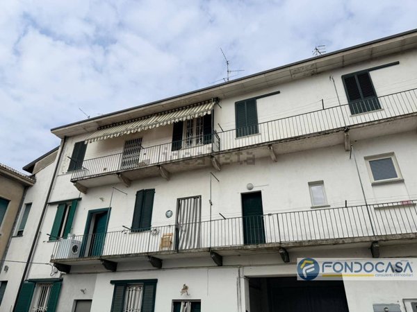 appartamento in vendita a Lentate sul Seveso in zona Camnago