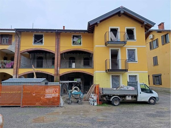 appartamento in vendita a Lentate sul Seveso in zona Copreno