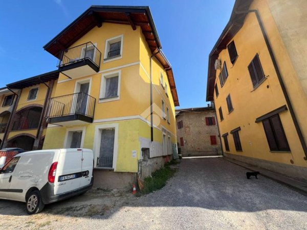 appartamento in vendita a Lentate sul Seveso in zona Copreno