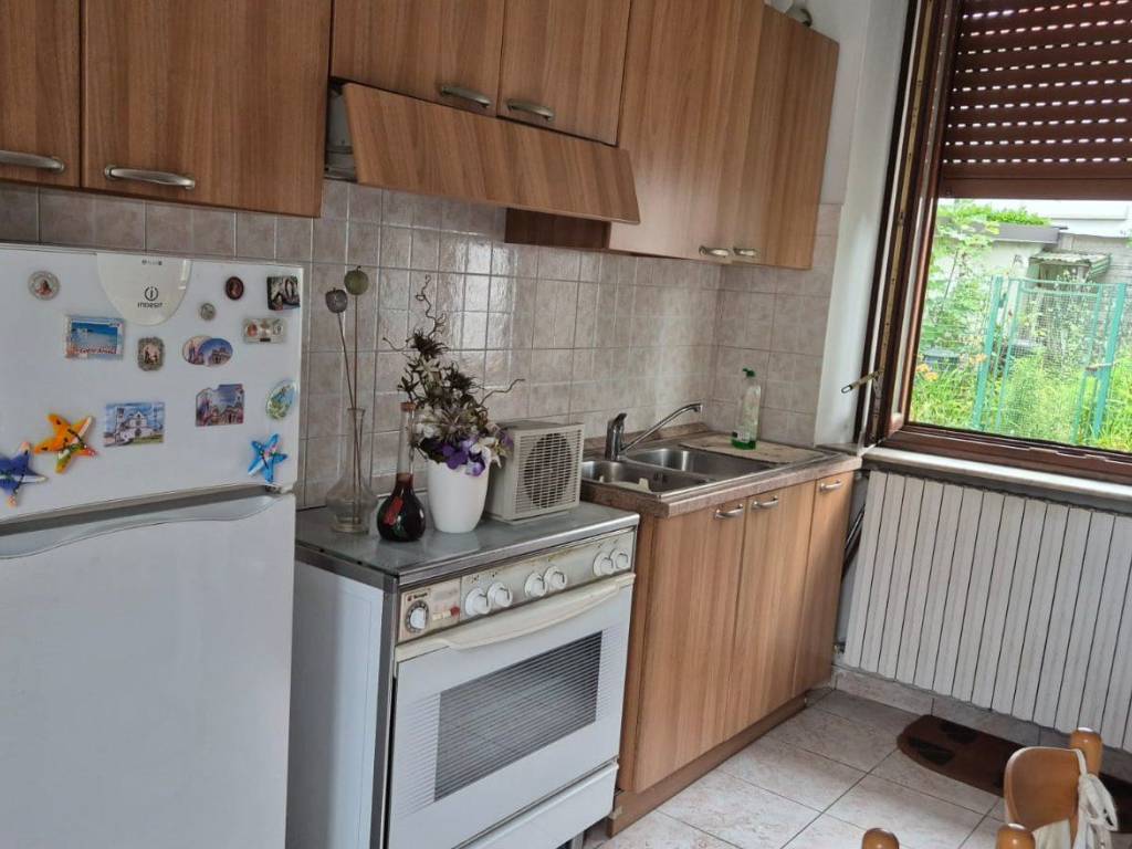 appartamento in vendita a Lentate sul Seveso in zona Camnago