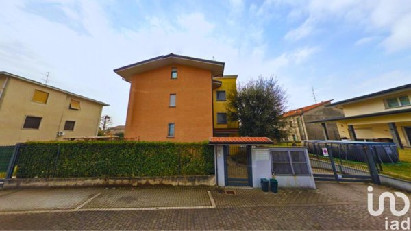 appartamento in vendita a Lentate sul Seveso in zona Camnago