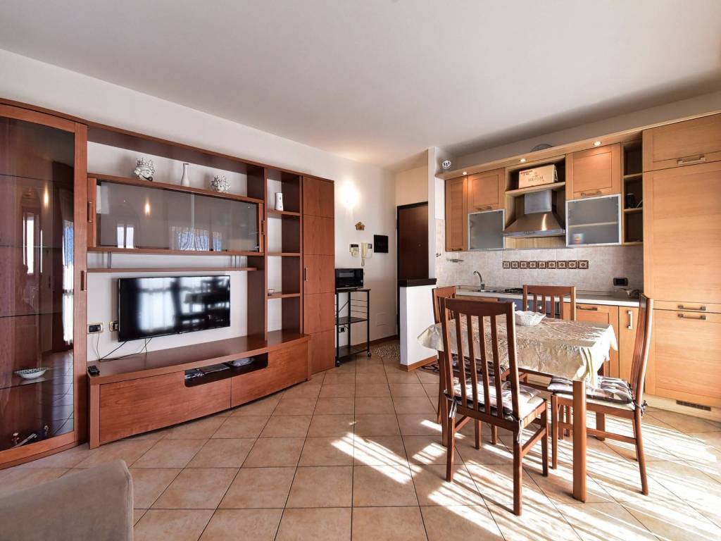 appartamento in vendita a Lentate sul Seveso