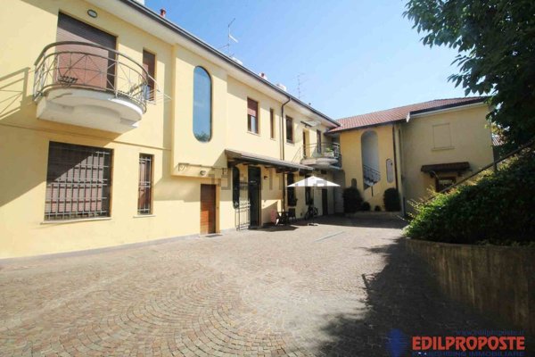 appartamento in vendita a Lentate sul Seveso