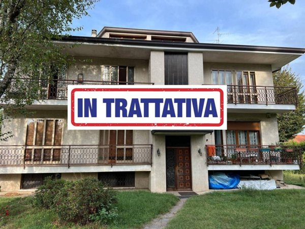 appartamento in vendita a Lentate sul Seveso in zona Birago