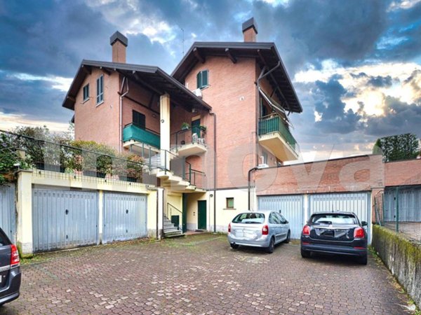appartamento in vendita a Lentate sul Seveso in zona Birago