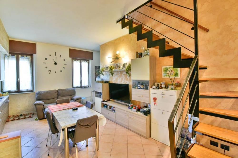 appartamento in vendita a Lentate sul Seveso