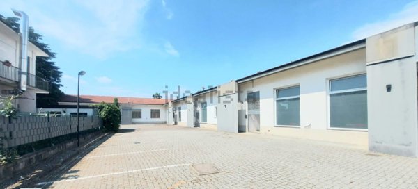 casa semindipendente in vendita a Lentate sul Seveso