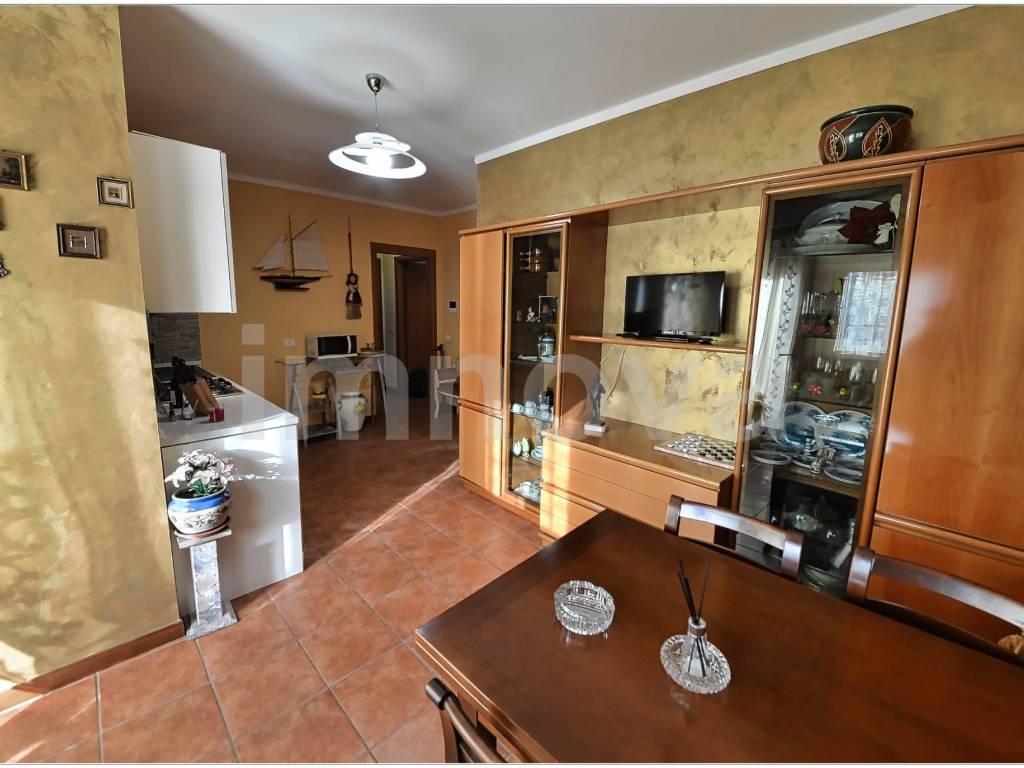 appartamento in vendita a Lentate sul Seveso in zona Camnago