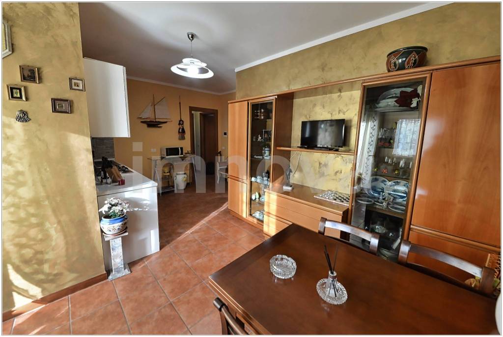 appartamento in vendita a Lentate sul Seveso in zona Camnago