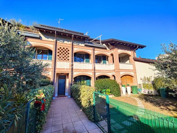 appartamento in vendita a Lentate sul Seveso in zona Birago