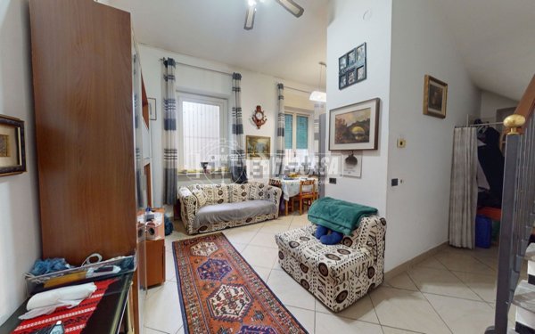 appartamento in vendita a Lentate sul Seveso in zona Camnago