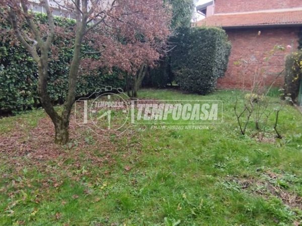 appartamento in vendita a Lentate sul Seveso