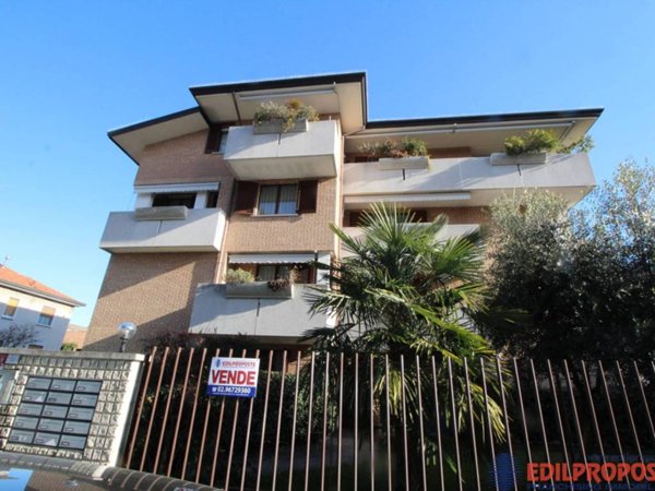 appartamento in vendita a Lentate sul Seveso