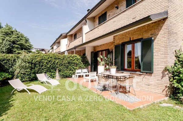 casa indipendente in vendita a Lentate sul Seveso in zona Camnago