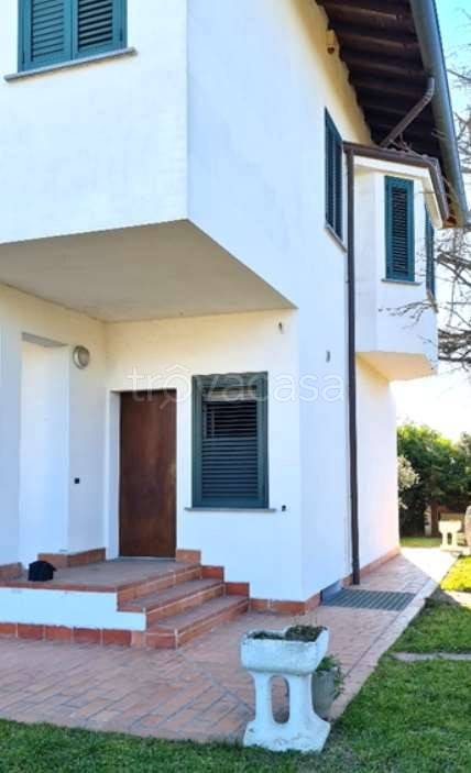 casa indipendente in vendita a Lentate sul Seveso