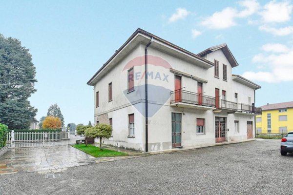 casa indipendente in vendita a Lentate sul Seveso in zona Cimnago