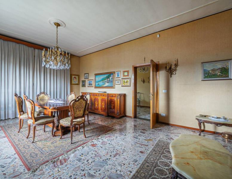 casa indipendente in vendita a Lentate sul Seveso