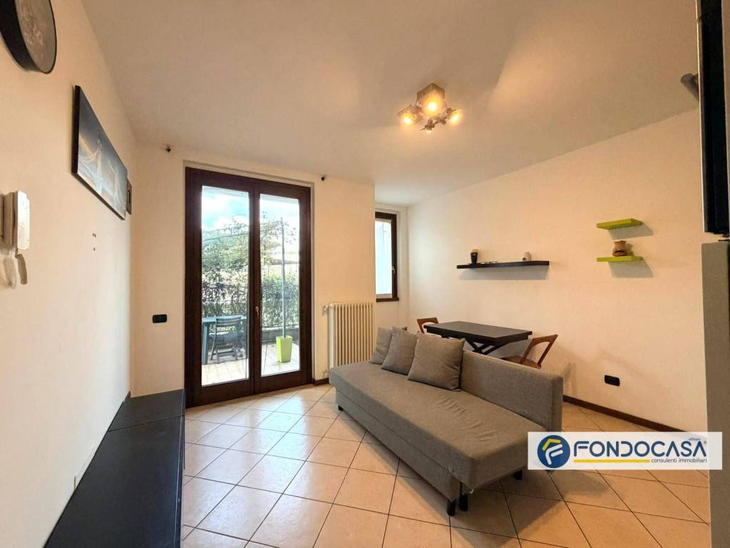 appartamento in vendita a Lentate sul Seveso in zona Copreno