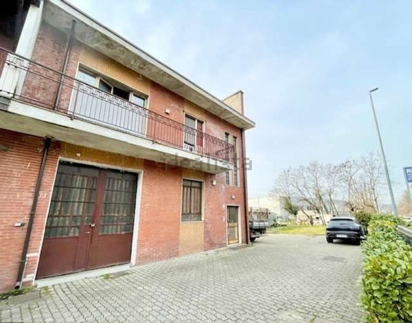 appartamento in vendita a Lentate sul Seveso in zona Camnago