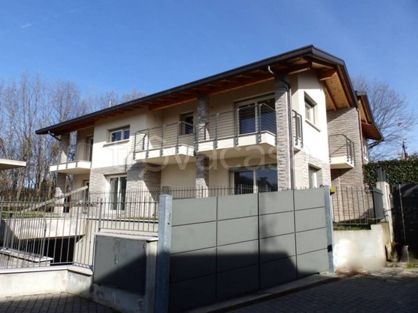 casa indipendente in vendita a Lentate sul Seveso in zona Mocchirolo