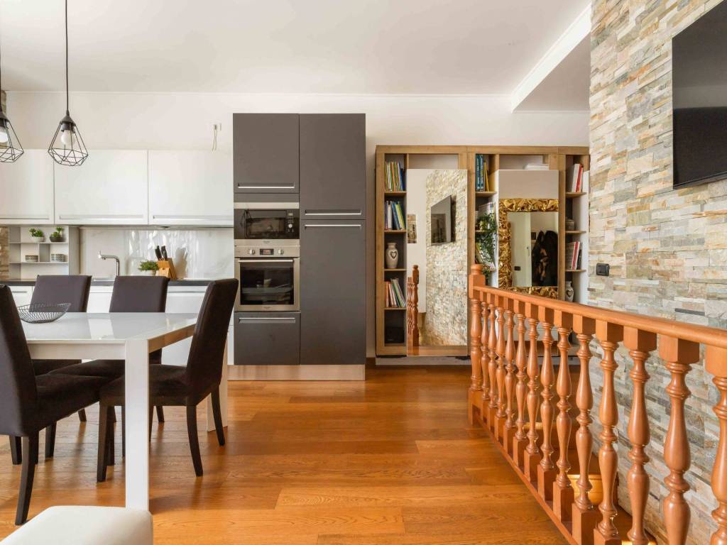 appartamento in vendita a Lentate sul Seveso