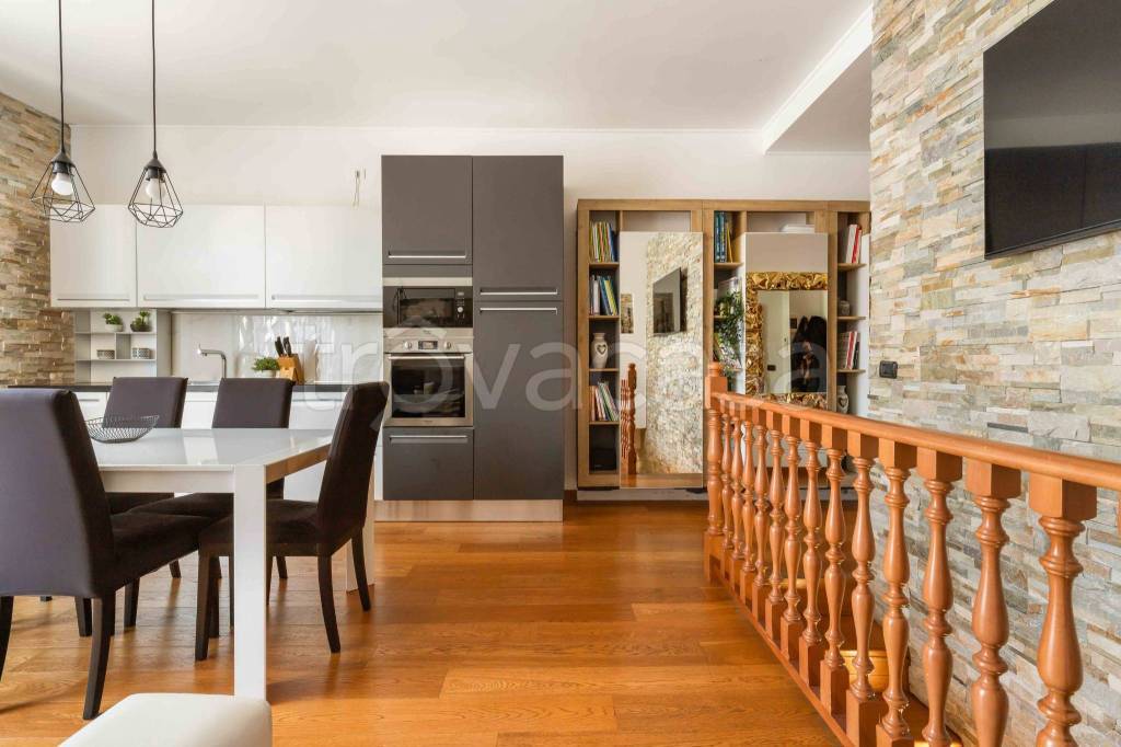 appartamento in vendita a Lentate sul Seveso