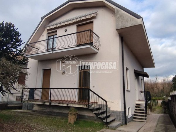 appartamento in vendita a Lentate sul Seveso in zona Camnago