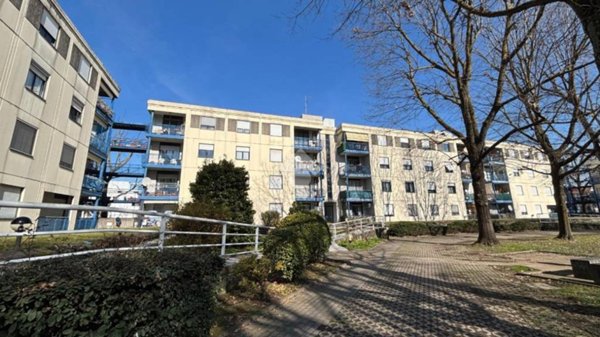 appartamento in vendita a Lentate sul Seveso in zona Copreno