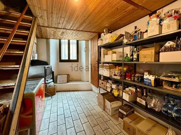 negozio in vendita a Lentate sul Seveso