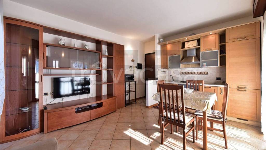 appartamento in vendita a Lentate sul Seveso