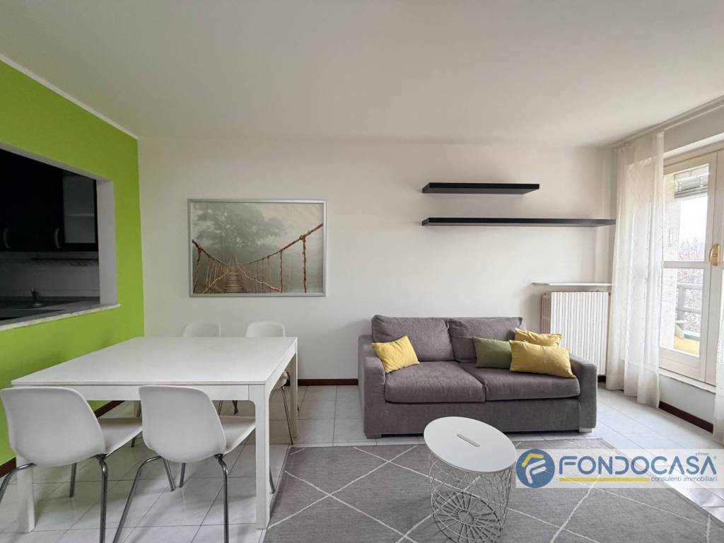 appartamento in vendita a Lentate sul Seveso in zona Cimnago