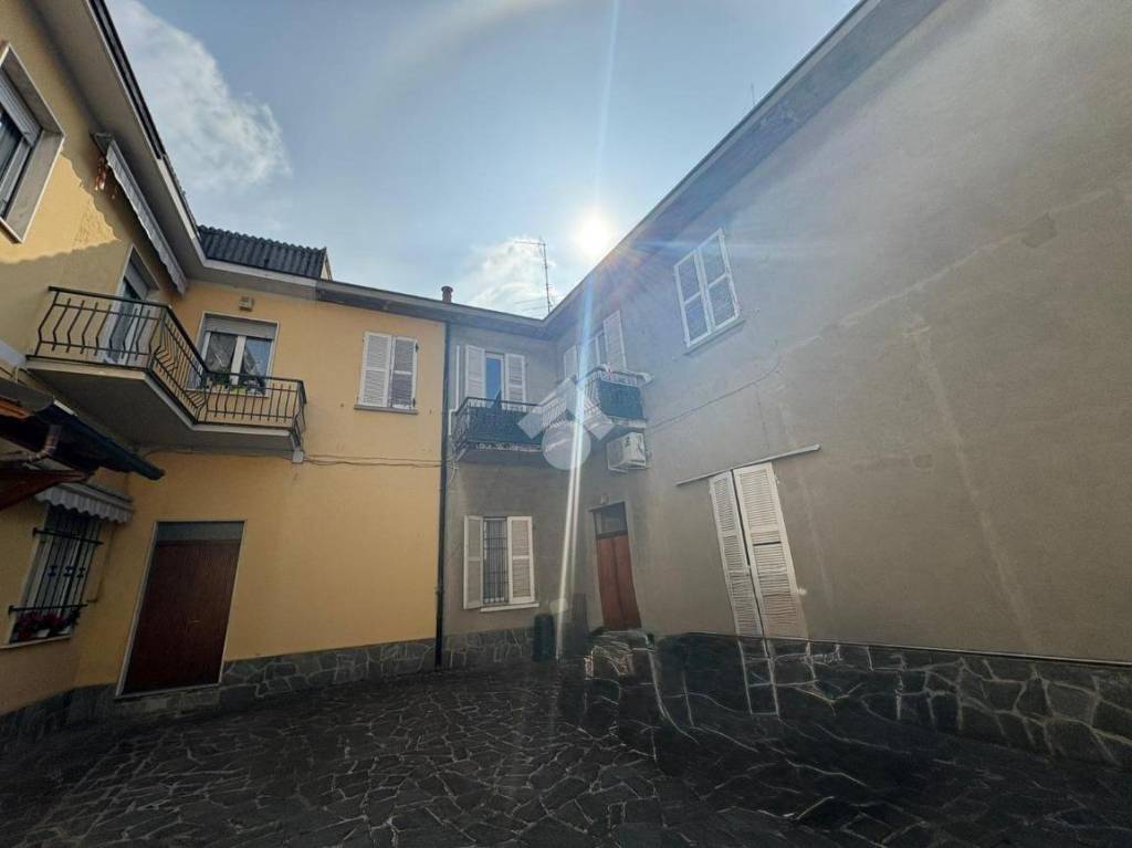 appartamento in vendita a Lentate sul Seveso in zona Copreno