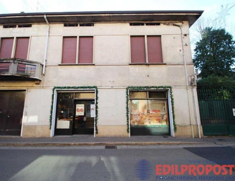 negozio in vendita a Lentate sul Seveso