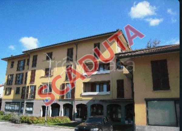 appartamento in vendita a Lentate sul Seveso in zona Camnago