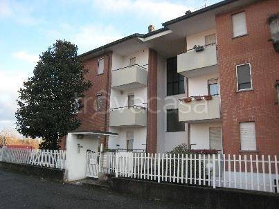 appartamento in vendita a Lentate sul Seveso in zona Camnago