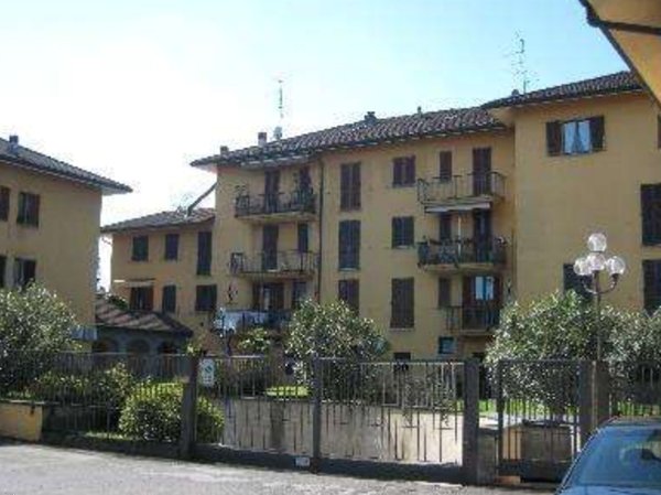 appartamento in vendita a Lentate sul Seveso in zona Camnago