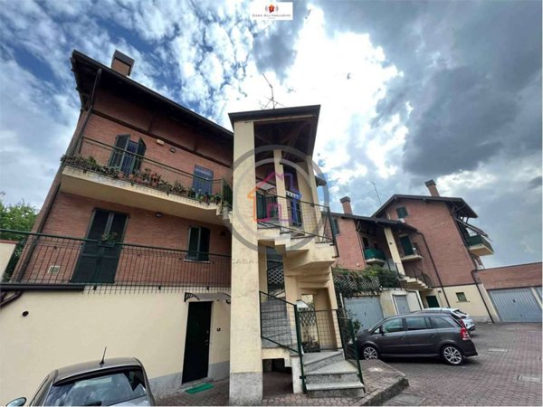 intera palazzina in vendita a Lentate sul Seveso in zona Birago