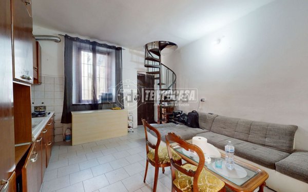 appartamento in vendita a Lentate sul Seveso in zona Birago