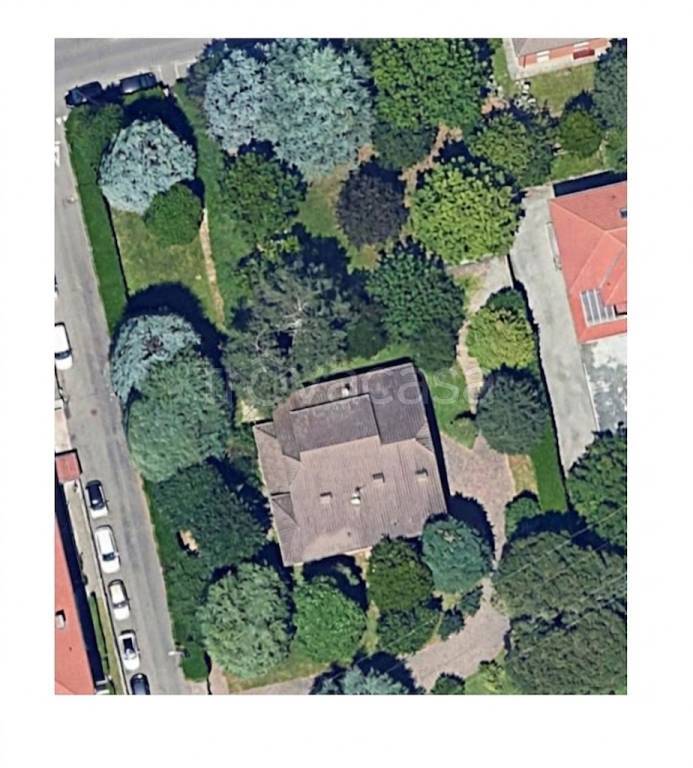 casa indipendente in vendita a Lentate sul Seveso