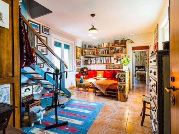 appartamento in vendita a Lentate sul Seveso in zona Birago