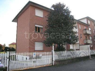 appartamento in vendita a Lentate sul Seveso in zona Camnago
