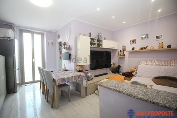 appartamento in vendita a Lentate sul Seveso in zona Camnago