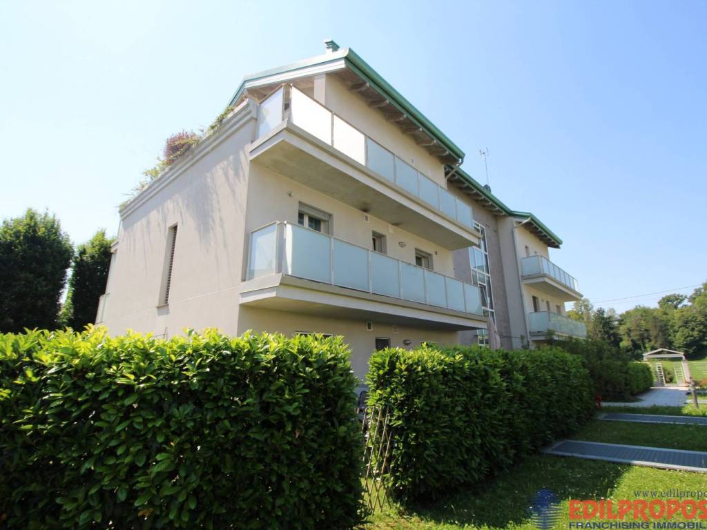 appartamento in vendita a Lentate sul Seveso