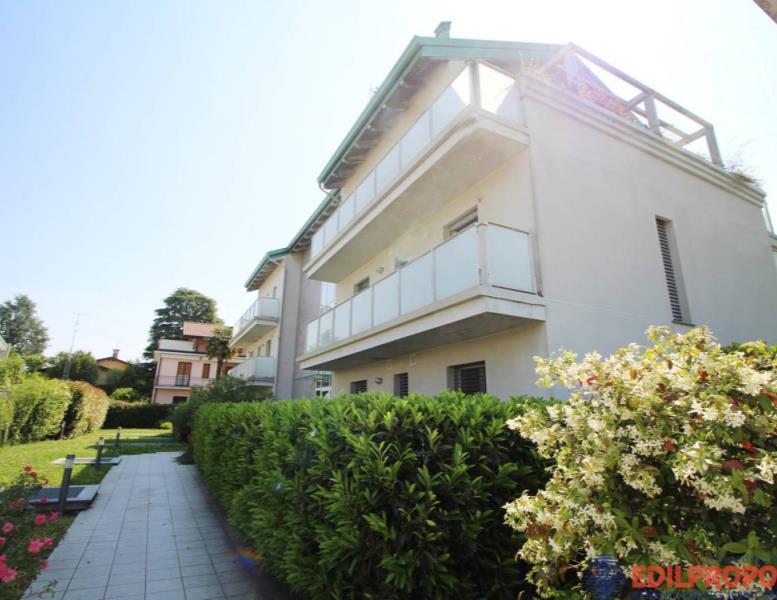 appartamento in vendita a Lentate sul Seveso in zona Birago