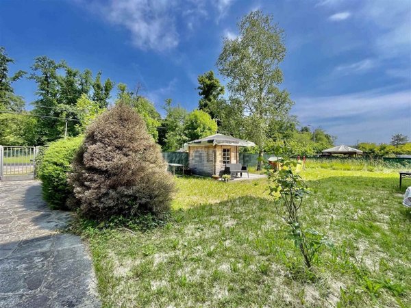 appartamento in vendita a Lentate sul Seveso in zona Cimnago