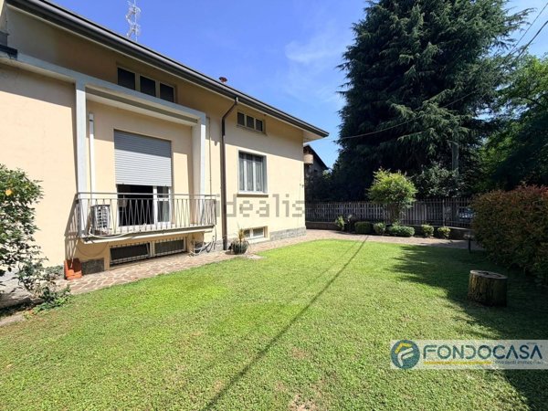 appartamento in vendita a Lentate sul Seveso in zona Birago