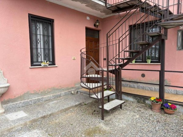 appartamento in vendita a Lentate sul Seveso in zona Mocchirolo