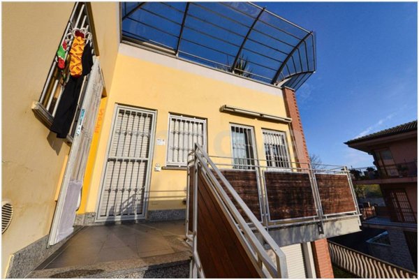 appartamento in vendita a Lentate sul Seveso in zona Camnago