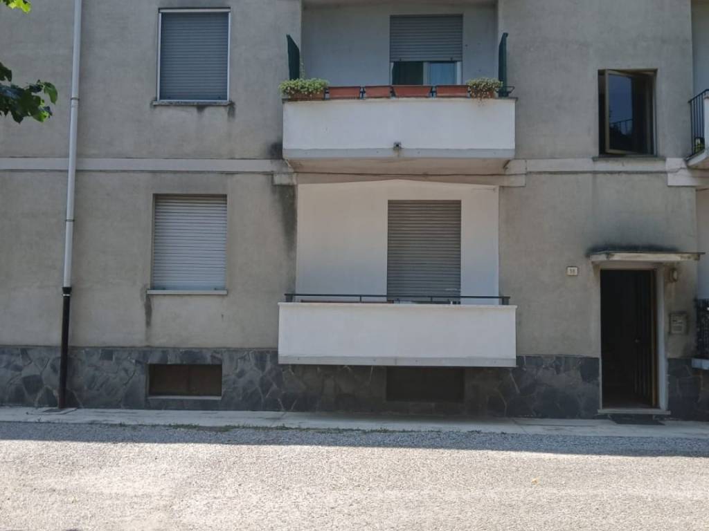 appartamento in vendita a Lentate sul Seveso in zona Mocchirolo