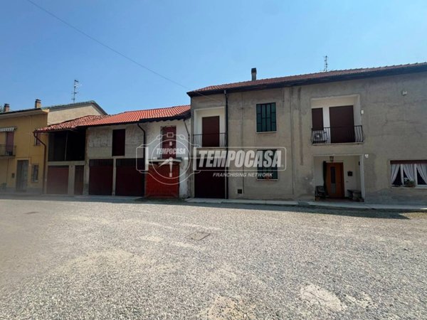 casa indipendente in vendita a Lentate sul Seveso in zona Mocchirolo